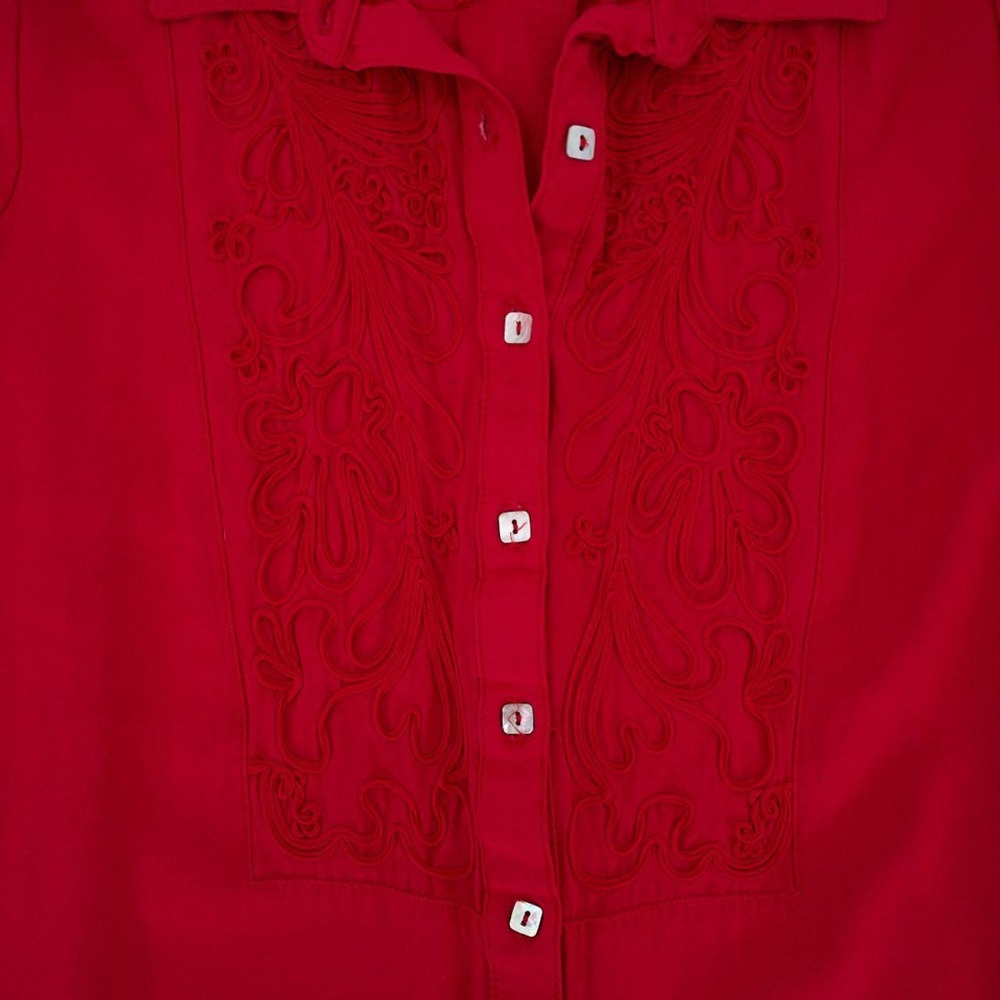 Vintage Coldwater Creek blouse in a rich crimson red with intricate embroidery - Picture 4 of 5